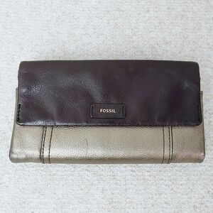 FOSSIL Ellis Clutch Metallic Leather Wallet